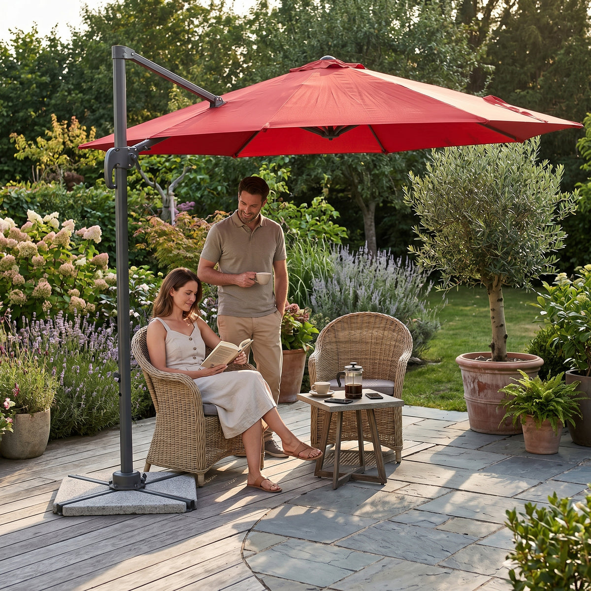 Roter Sonnenschirm Ninja für Outdoor-Garten mit stabiler Basis und Neigungsfunktion