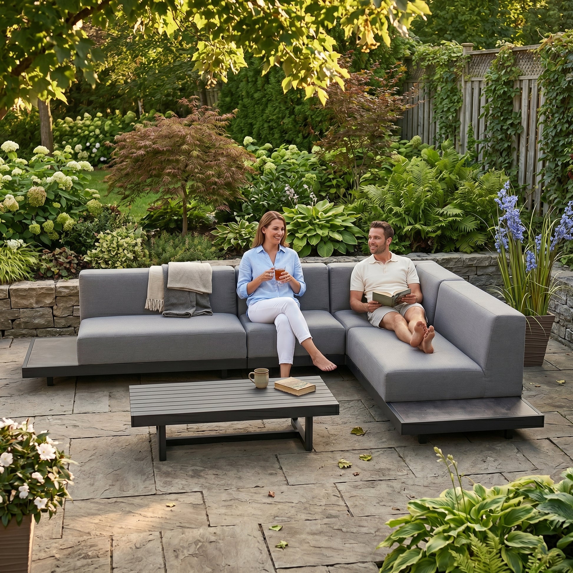 Wetterfeste Outdoor Lounge Samu mit Sunbrella Sitzpolstern grau für Garten und Terrasse