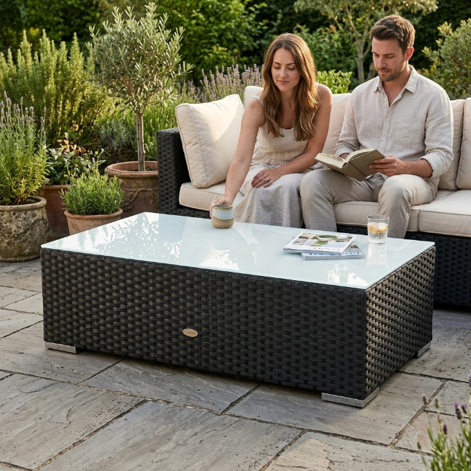 City Lounge Outdoor Glasplatte für Bank in modernem Design im Garten