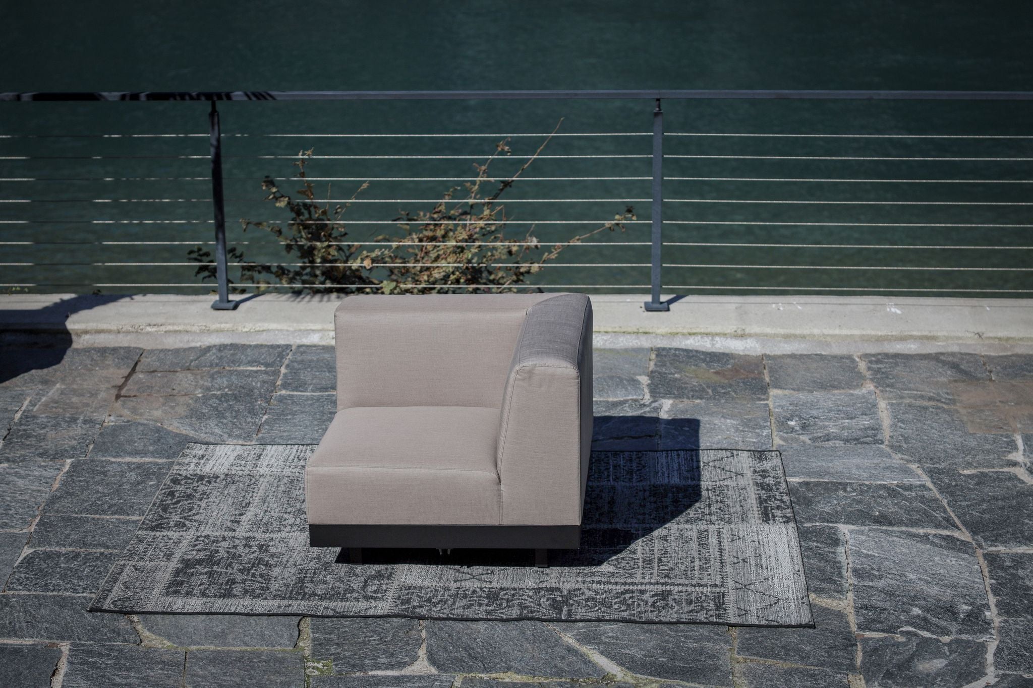 Garten Lounge Miranda in sandbraun, wetterfestes Outdoor Sofa für den Außenbereich