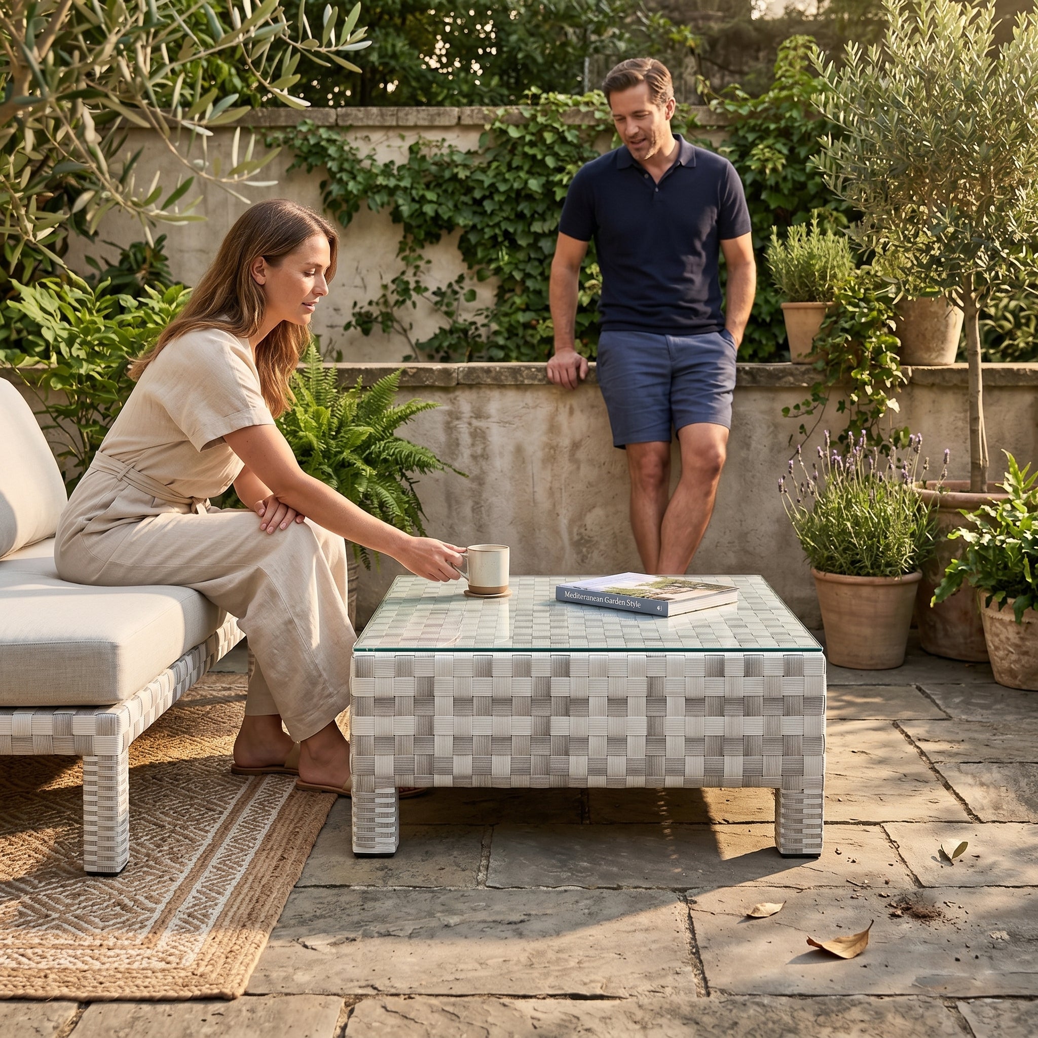 Florida Strandkorb grau weiss mit Glasplatten Set für Hocker im Outdoor Garten