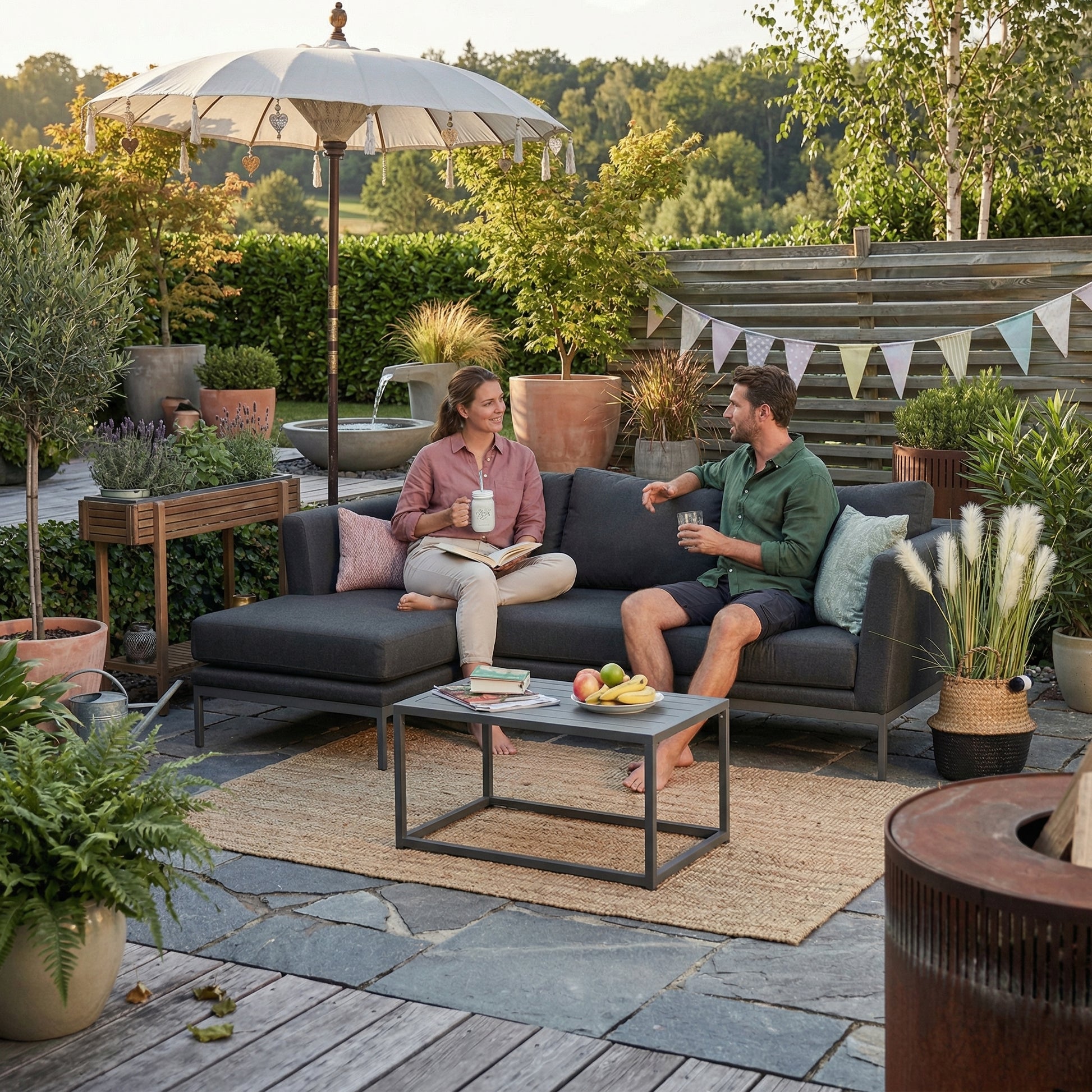 Wetterfeste 3er Gartenlounge mit Sunbrella Polstern in Anthrazit, Ellbrella Gartenmöbel Lounge