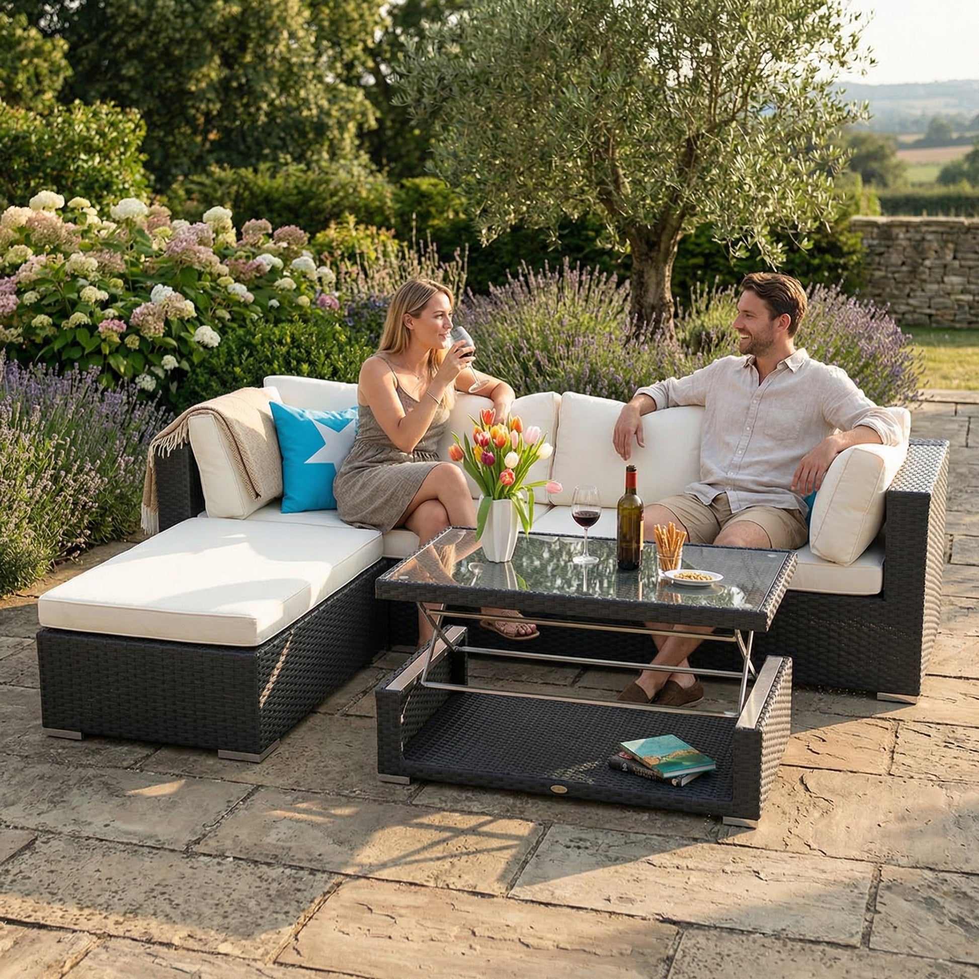 Grosse Rattan Lounge Griffin schwarz