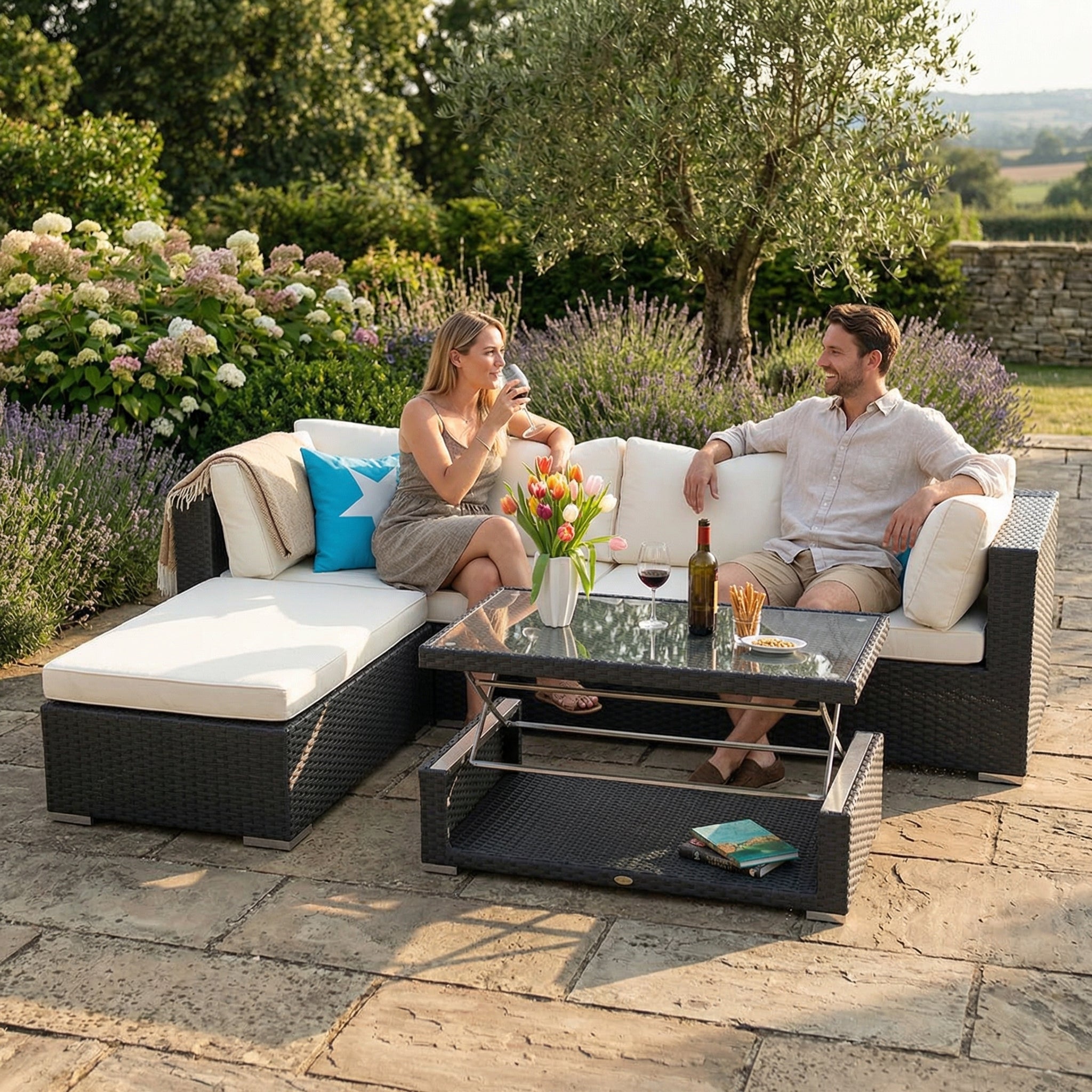 Grosse Rattan Lounge Griffin schwarz