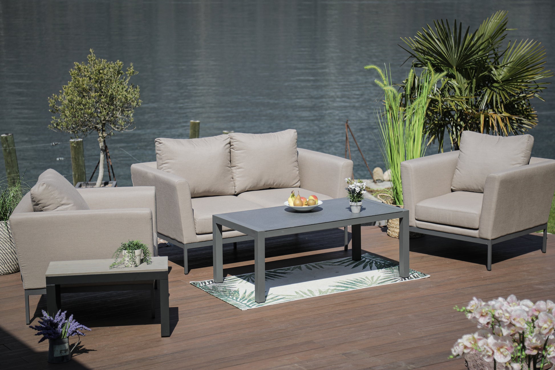 Solaris Lounge Regenschutz für Outdoor-Möbel in neutralem Design