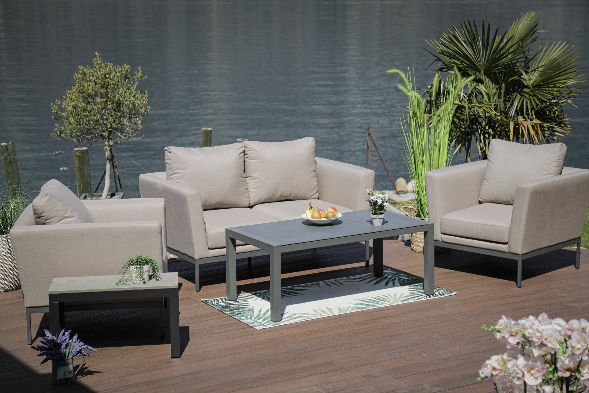 Solaris Lounge Regenschutz für Outdoor-Möbel in neutralem Design