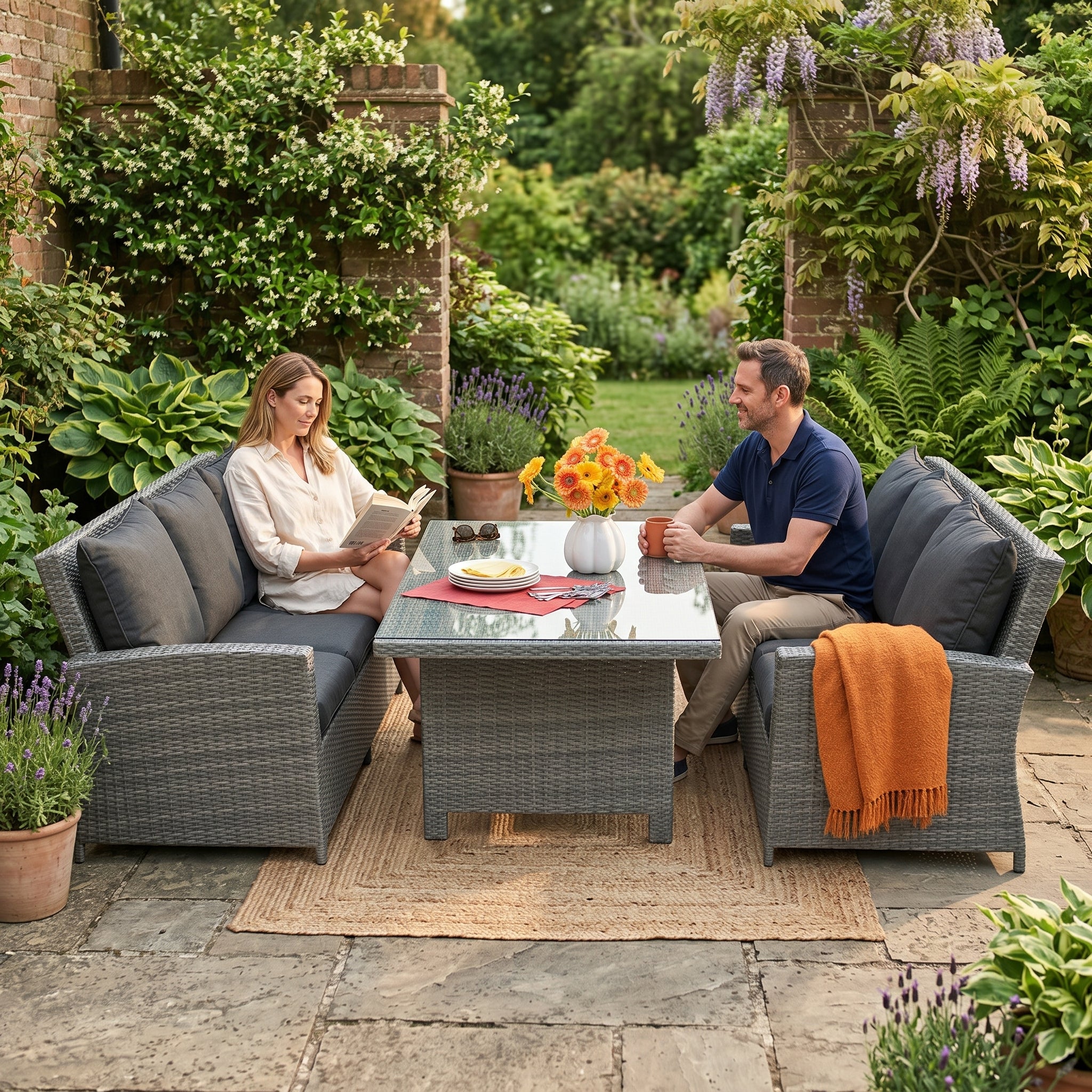 Mississippi Rattan Lounge Esstisch im Outdoor Garten mit bequemen Sitzmöbeln