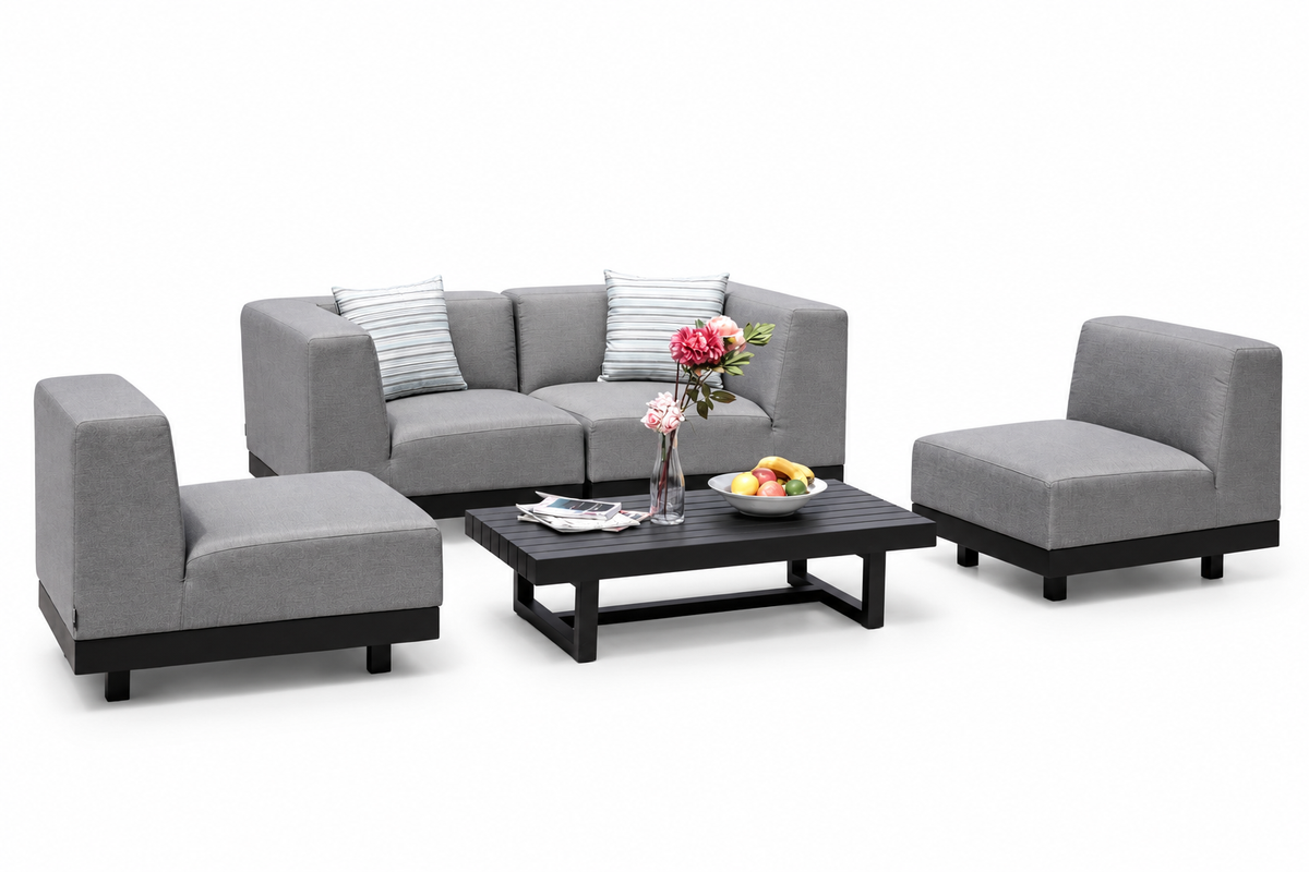 Graue Garten Lounge, SIlan Sunbrella Stoff mit Zweisitzer, zwei Einzelsitzen und schwarzem Lounge-Tisch auf weißem Hintergrund.