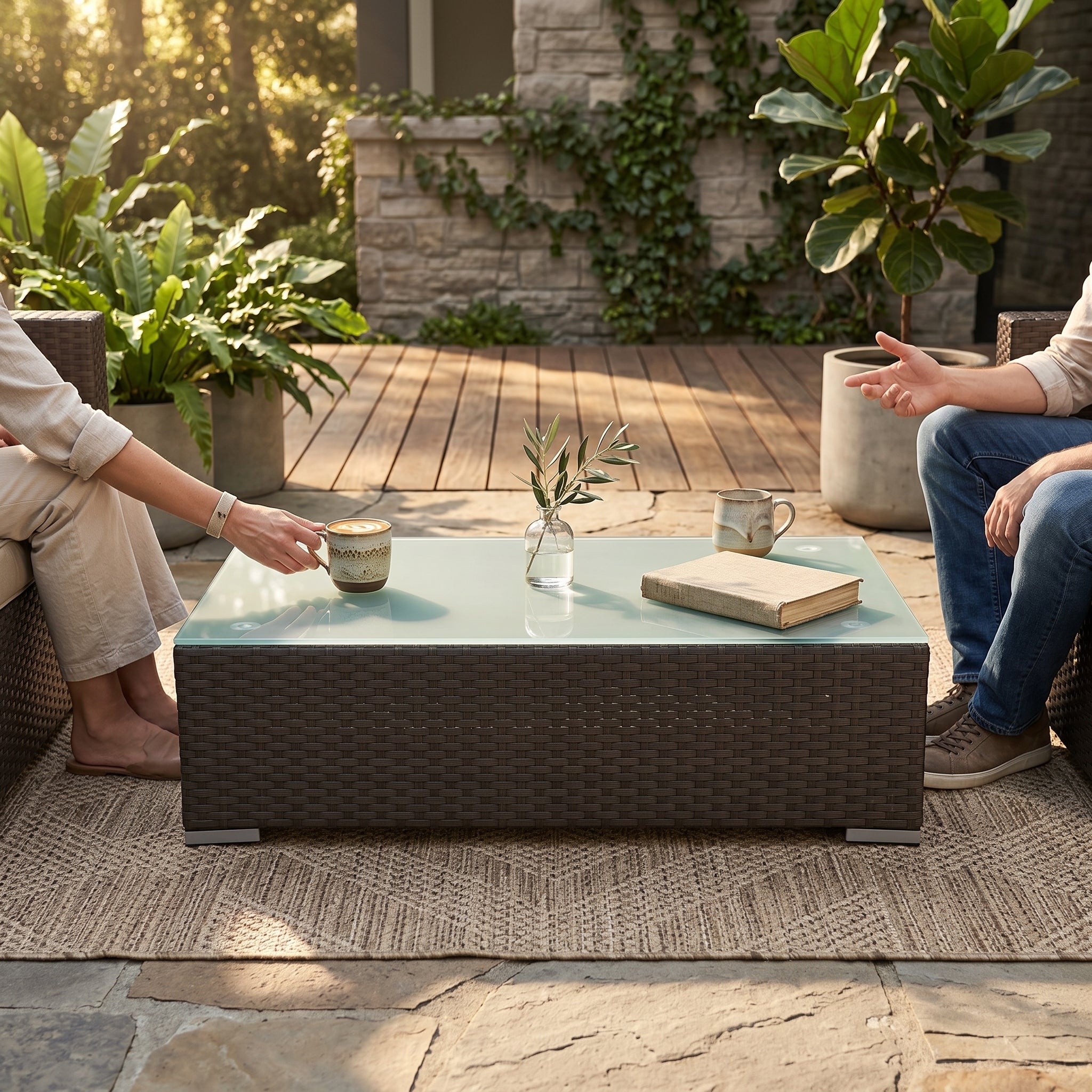 Olympia Rattan Lounge mit Glasplatte für Outdoor-Gartenmöbel in modernem Design