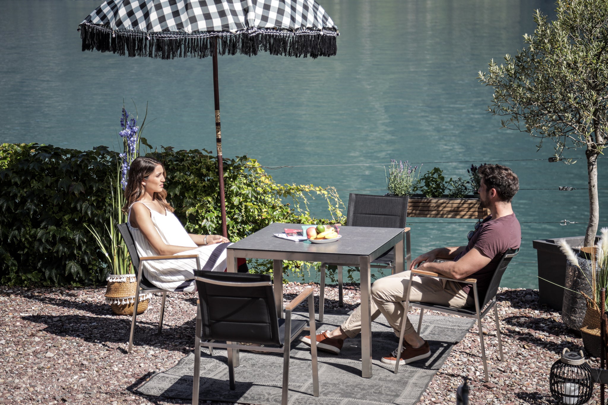 Beja Gartentisch Set 90 inkl. 4 Stühle Lugano schwarz