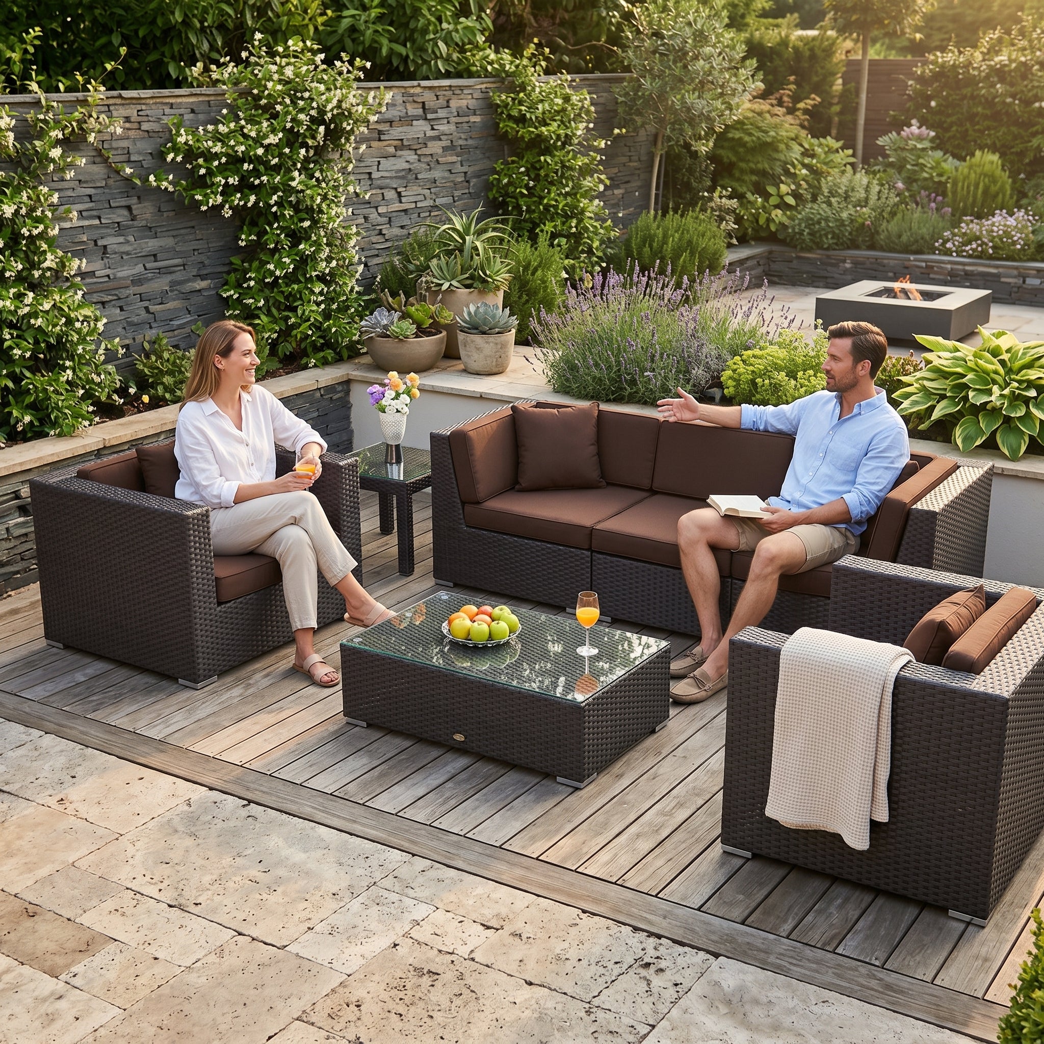 ÜBERZUGSET braun für Rattan Lounge Oxford im Outdoor-Garten mit Pflanzen