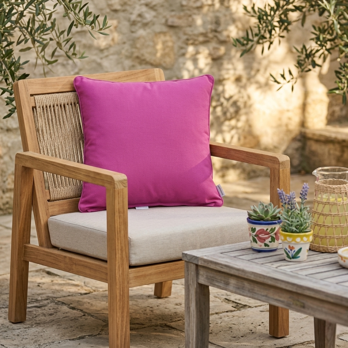 Zierkissen lila für Gartenstuhl, Outdoor Lounge und Terrasse bei gartenmoebel.ch