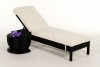 Adria Rattan Liegestuhl mit Beistelltisch
