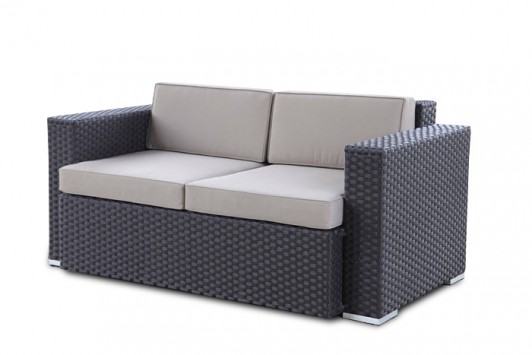 Alcala Rattan Lounge, brown with a sandy brown cushion cover set