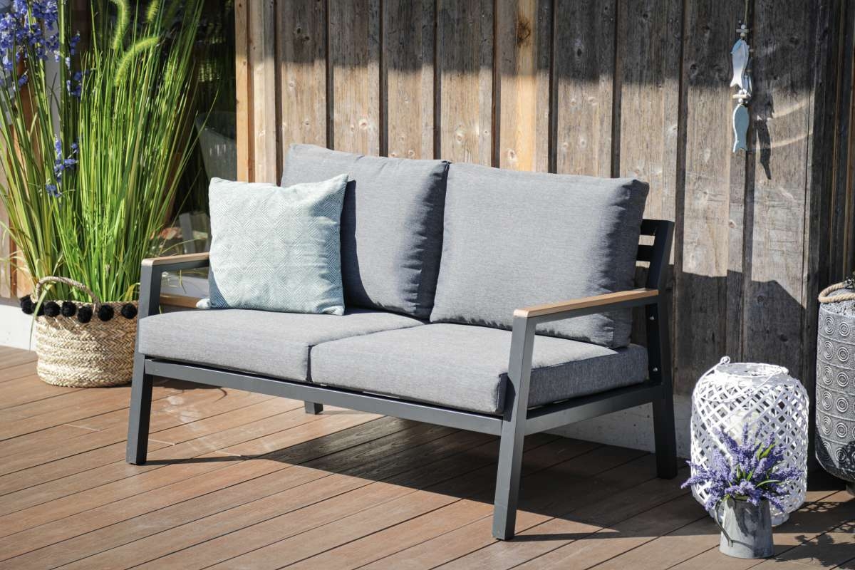 Outdoor Lounge aus Metall